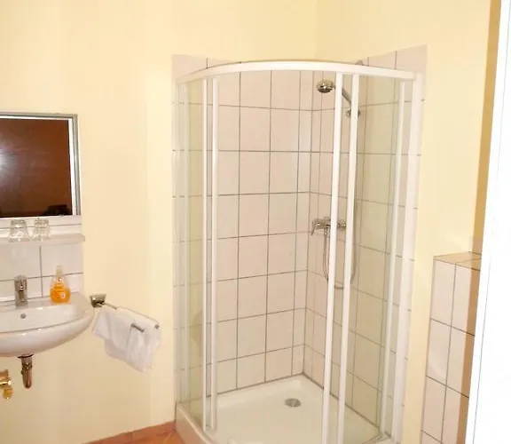 Hahne Und בית הארחה